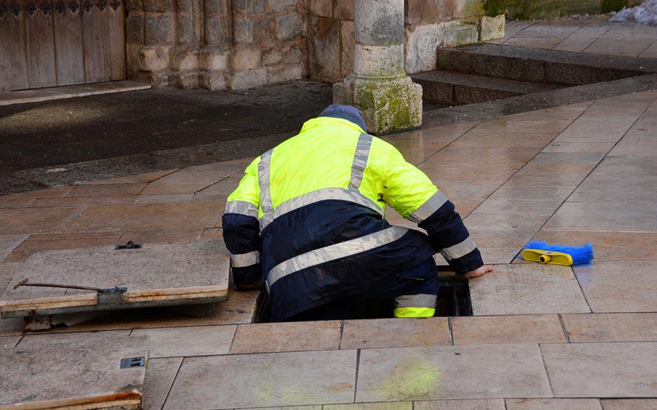 pompe déboucheur canalisation Montrouge